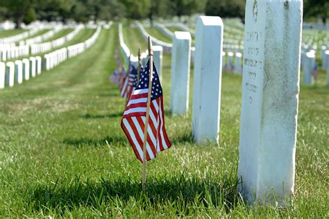 small american flags for graves